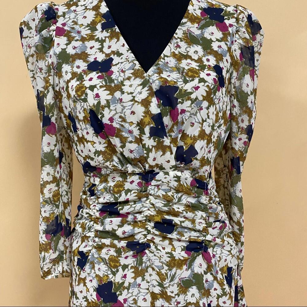 ASTR Olive Floral Ruched Mini Dress Surplice Neck Size S NWT - Picture 9 of 15